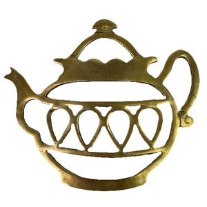 VTG Teapot Tea Kettle Shape Brass Trivet Footed For Table Or Wall Plaque Hanging